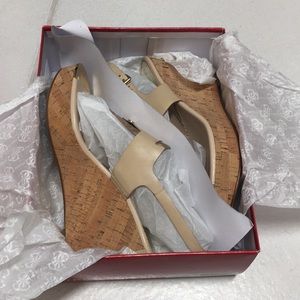 Guess heels size 10